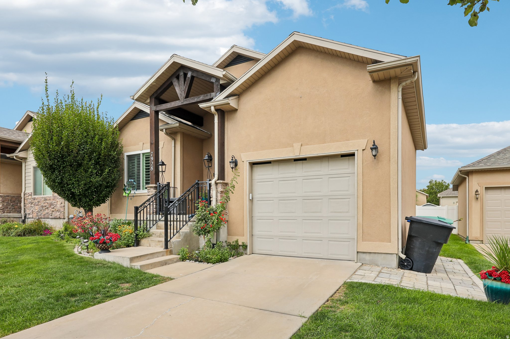 7928 S RANCHHAND RD, West Jordan, UT 84081 — photo 1