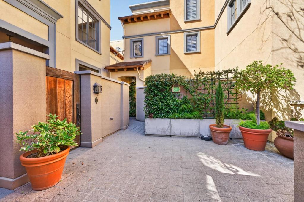 356 Santana Row 305, San Jose, CA 95128 — photo 1