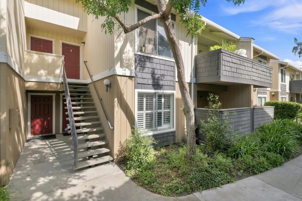 2547 Easton Lane 15, San Jose, CA 95133 — photo 1