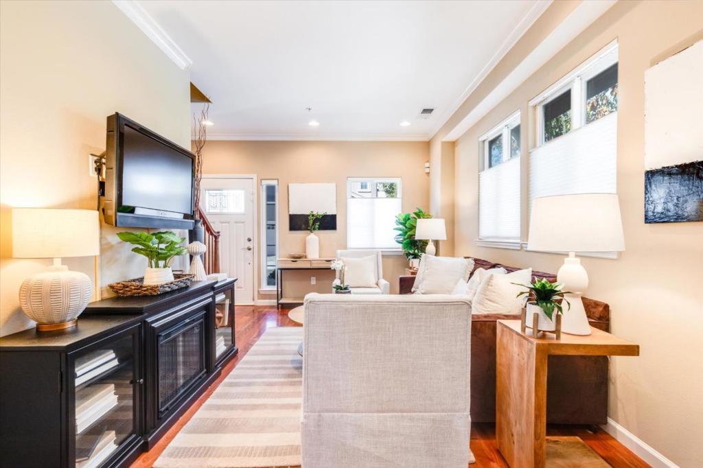 700 Paula Court, San Jose, CA 95126 — photo 1