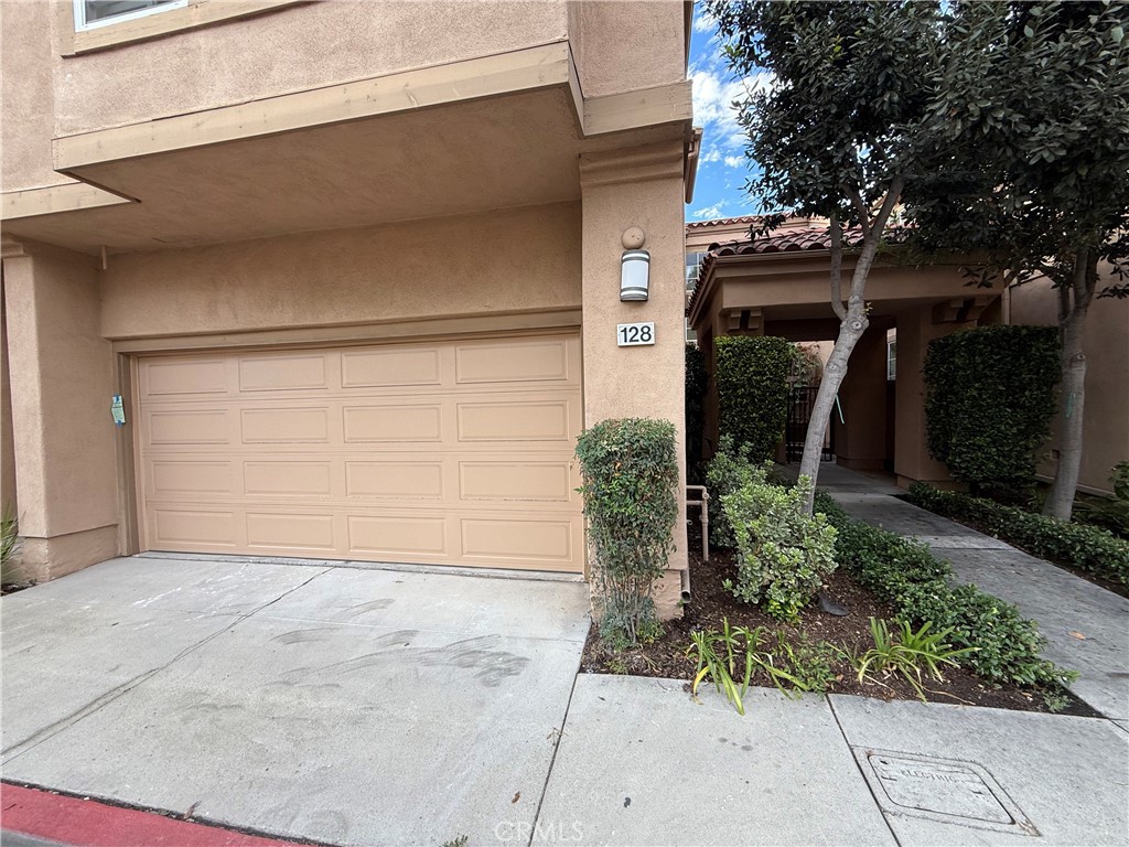 128 Cartier Aisle, Irvine, CA 92620 — photo 1
