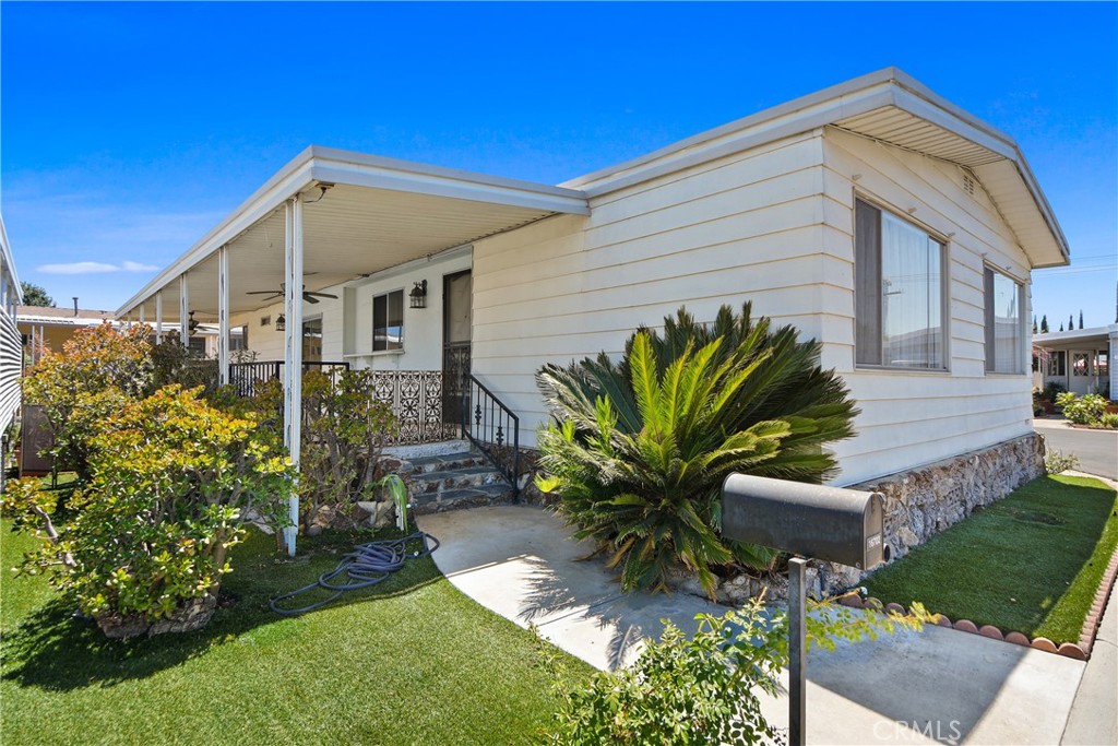 16702 Lake Ridge Way 136, Yorba Linda, CA 92886 — photo 1