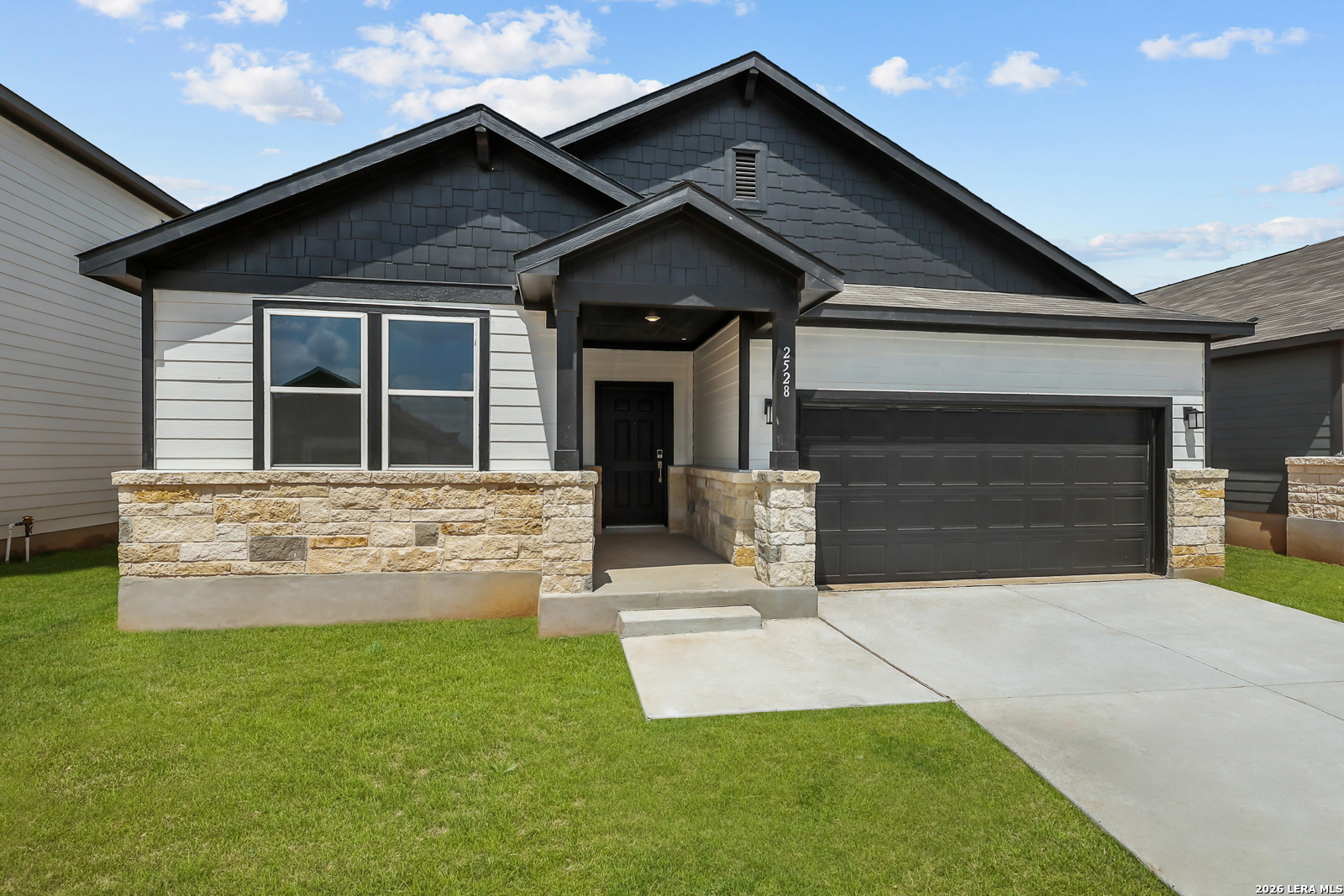 2528 Heritance Pass, Seguin, TX 78155 — photo 1