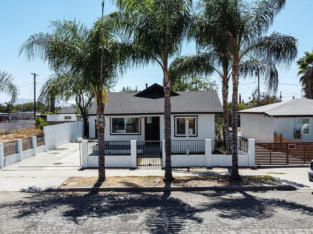 1331 W 11th, San Bernardino, CA 92411 — photo 1
