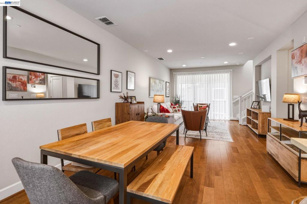 389 Basswood Cmn 11, Livermore, CA 94551 — photo 1