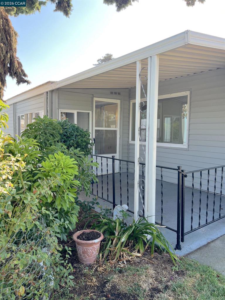 2339 Dalis, Concord, CA 94520 — photo 1
