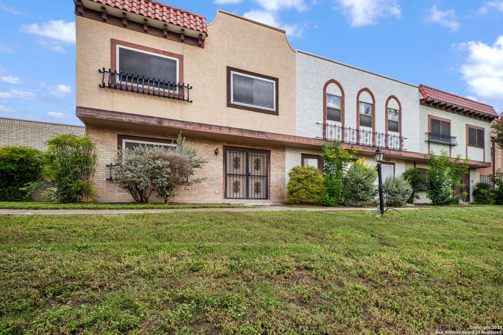 6659 Crown Ridge, San Antonio, TX 78239 — photo 1