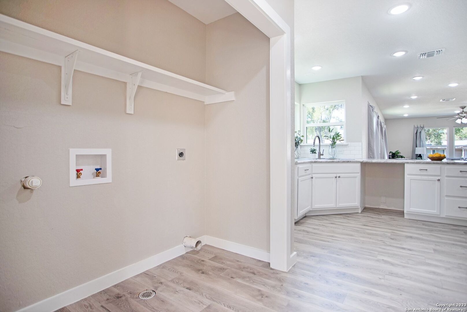 250 Rosemont Dr, ,  78228 — photo 1