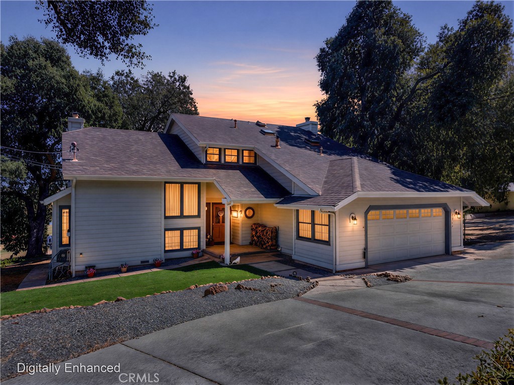 2808 Buckingham Dr