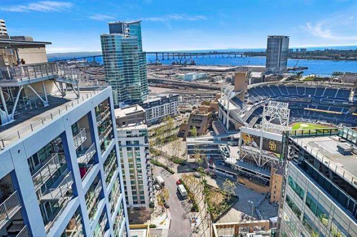 321 10Th Ave 212, San Diego, CA 92101 — photo 1