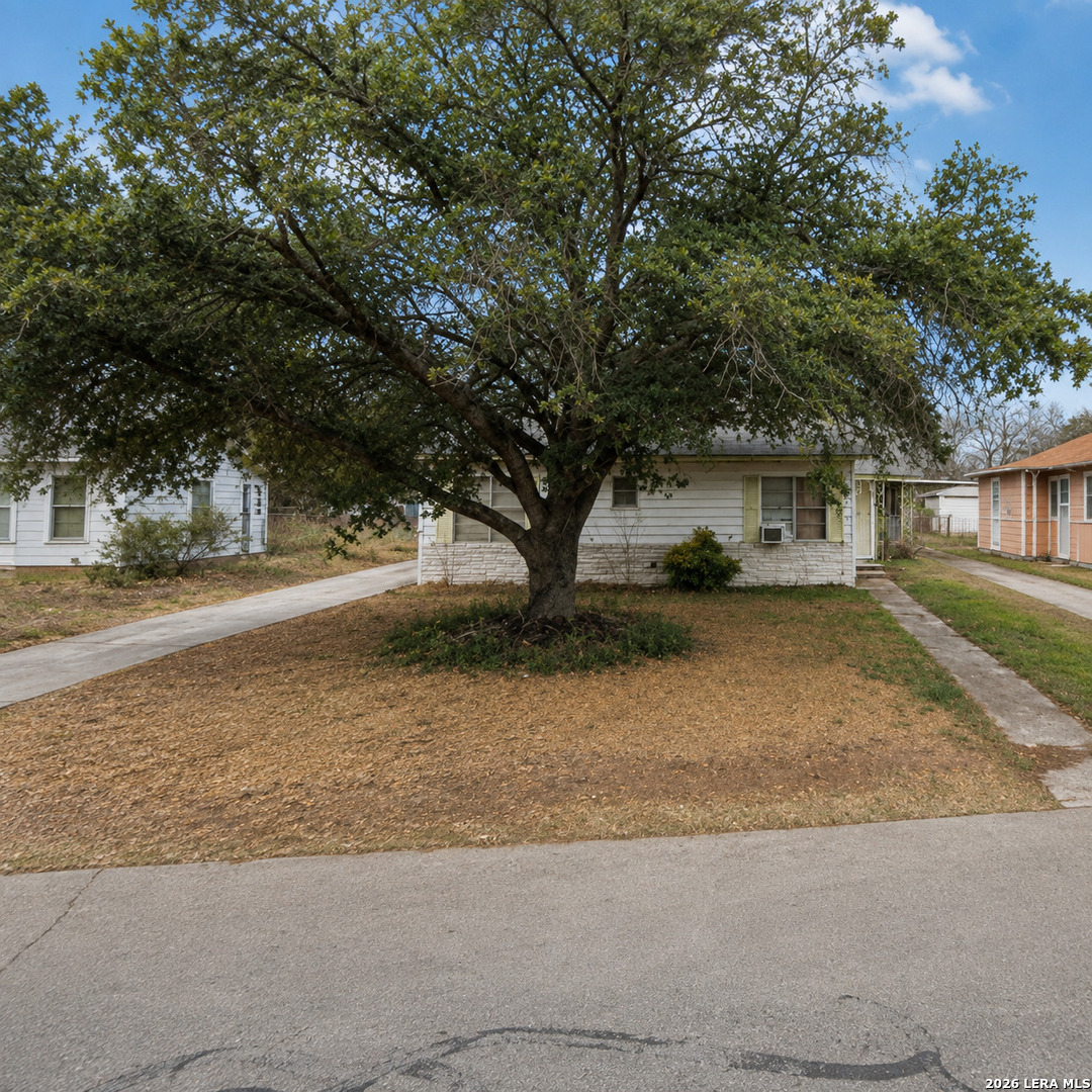 243 Pennystone, ,  78223 — photo 1