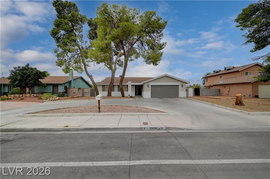 2829 North Michael Way, Las Vegas, NV 89108 — photo 1