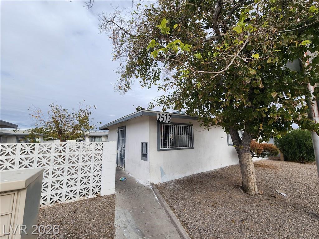 2513  Cedar Avenue