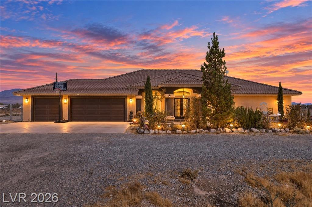 671 South Warren Street, Pahrump, NV 89048 — photo 1