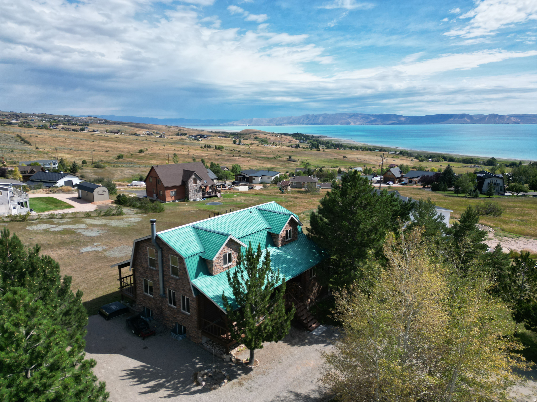 358  MAPLE DR