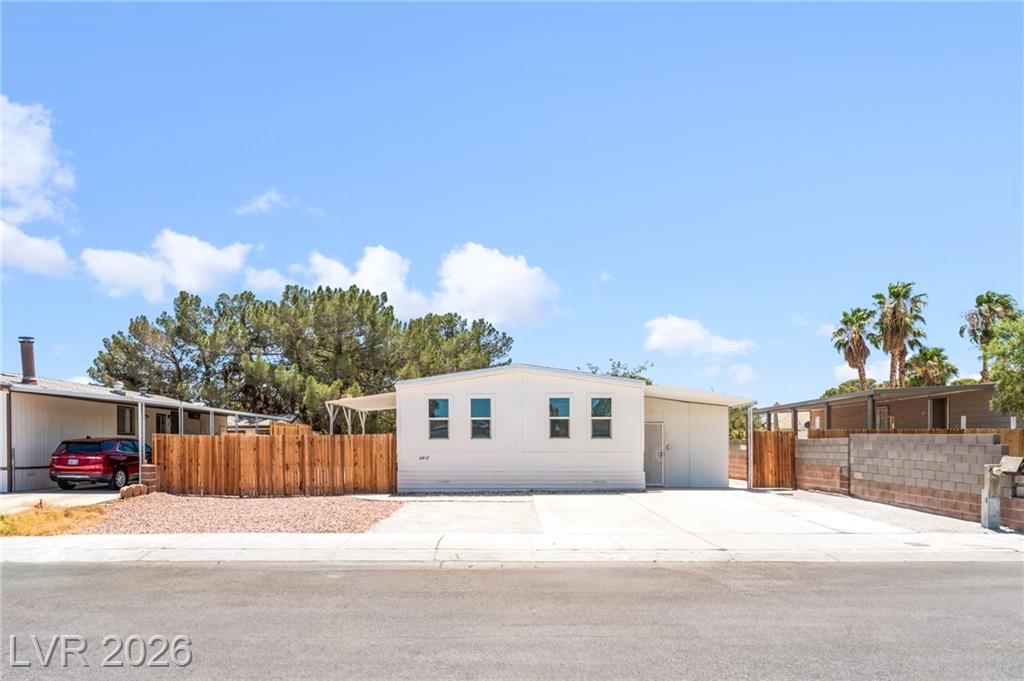6437 Delphinium Avenue, Las Vegas, NV 89108 — photo 1