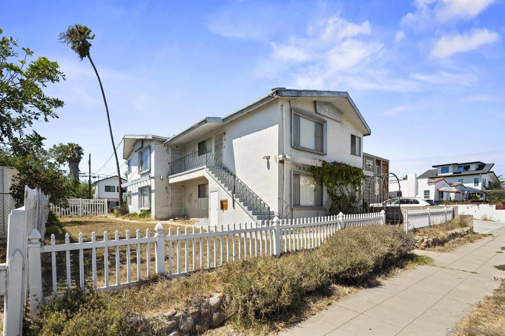 3732 38 Wilson, San Diego, CA 92104 — photo 1