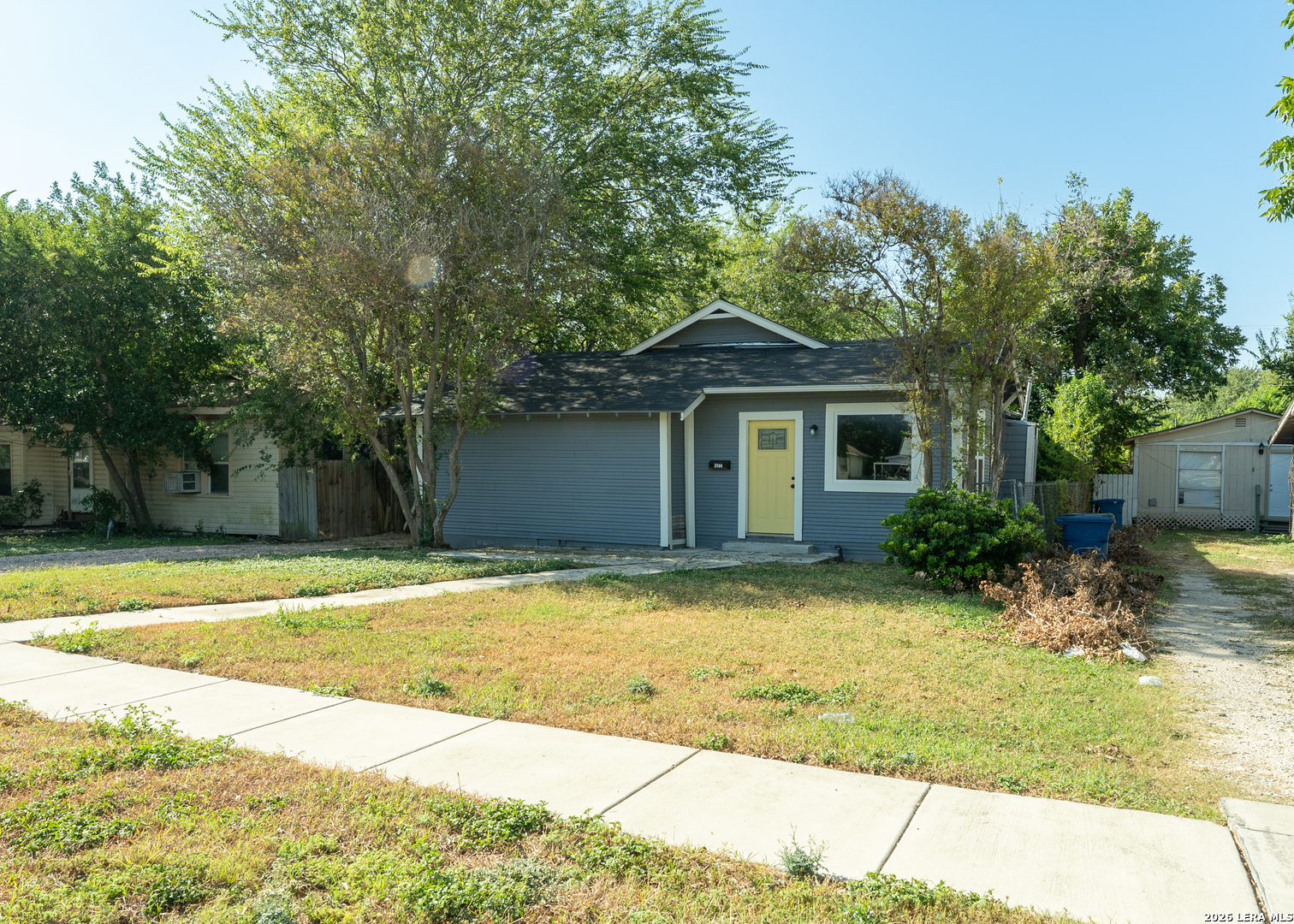 2130 CINCINNATI AVE, San Antonio, TX 78228 — photo 1