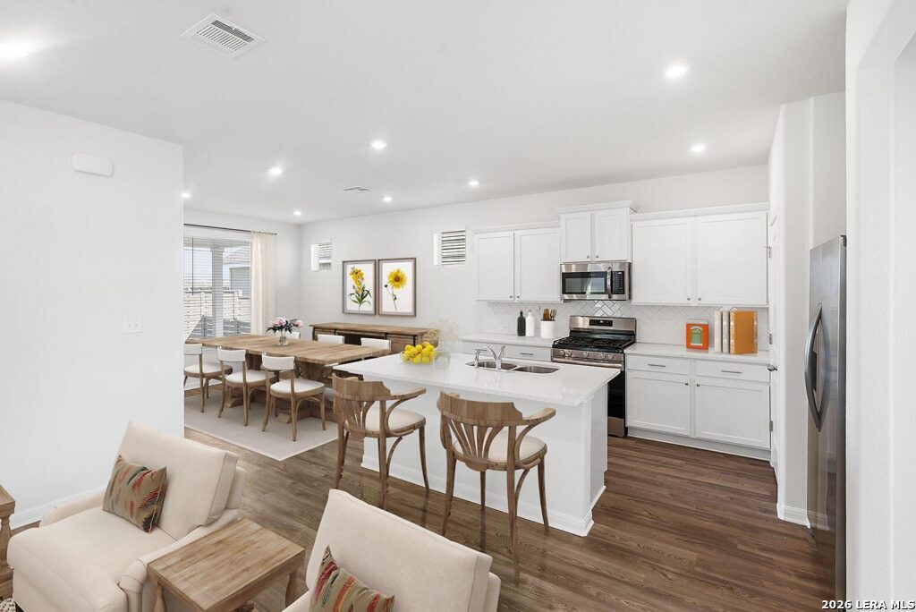 1528 Esplanade Pkwy, San Marcos, TX 78666 — photo 1