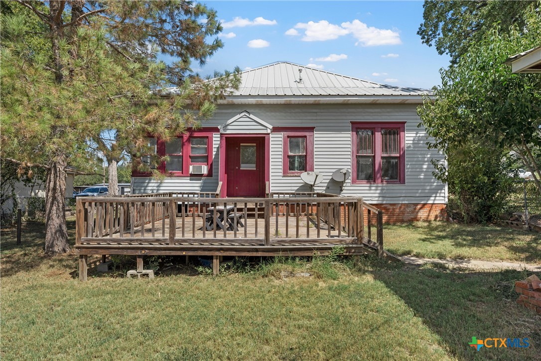 506 Main, Hamilton, TX 76531 — photo 1