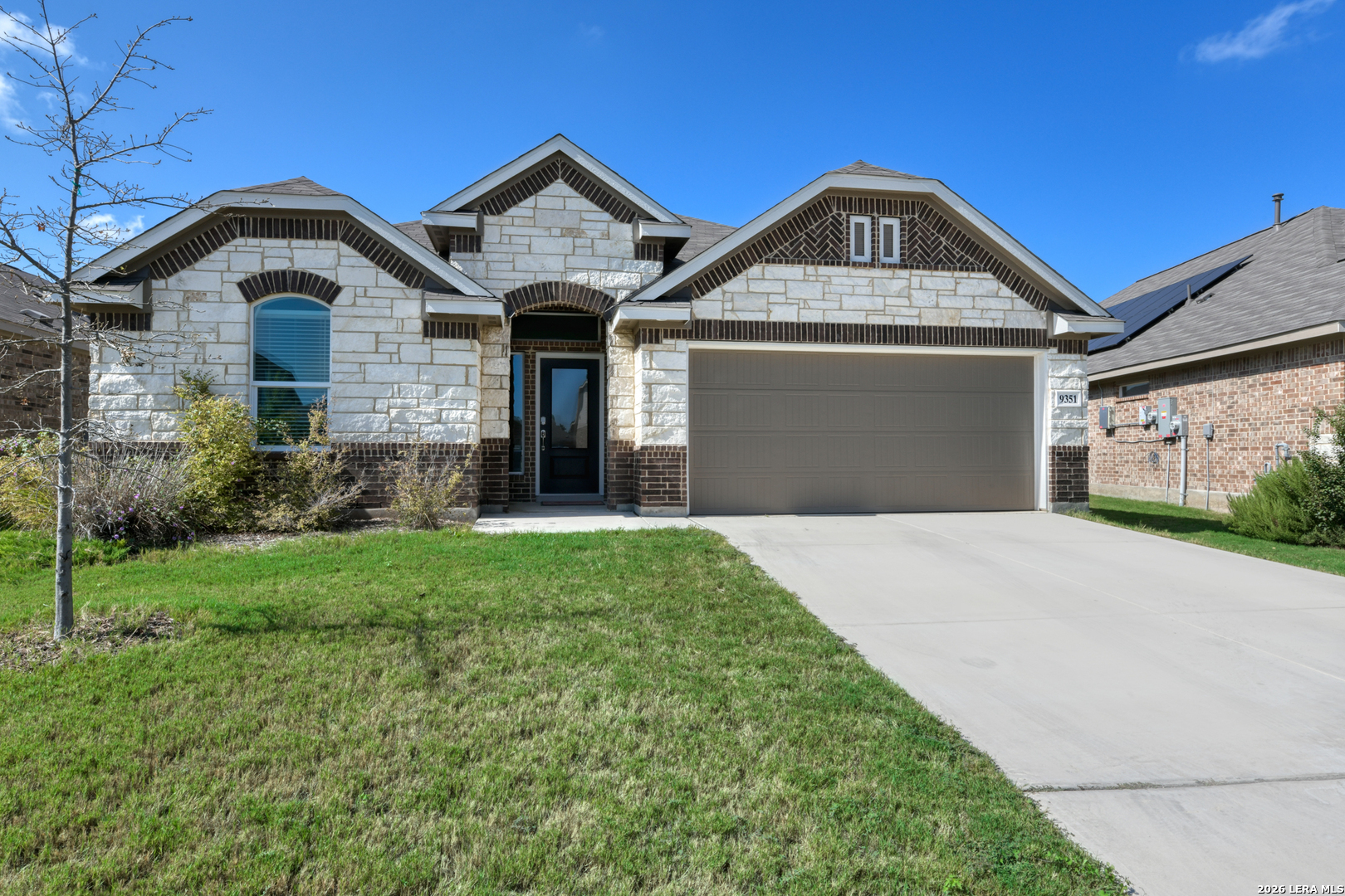 9351 Oxford Shire, San Antonio, TX 78254 — photo 1