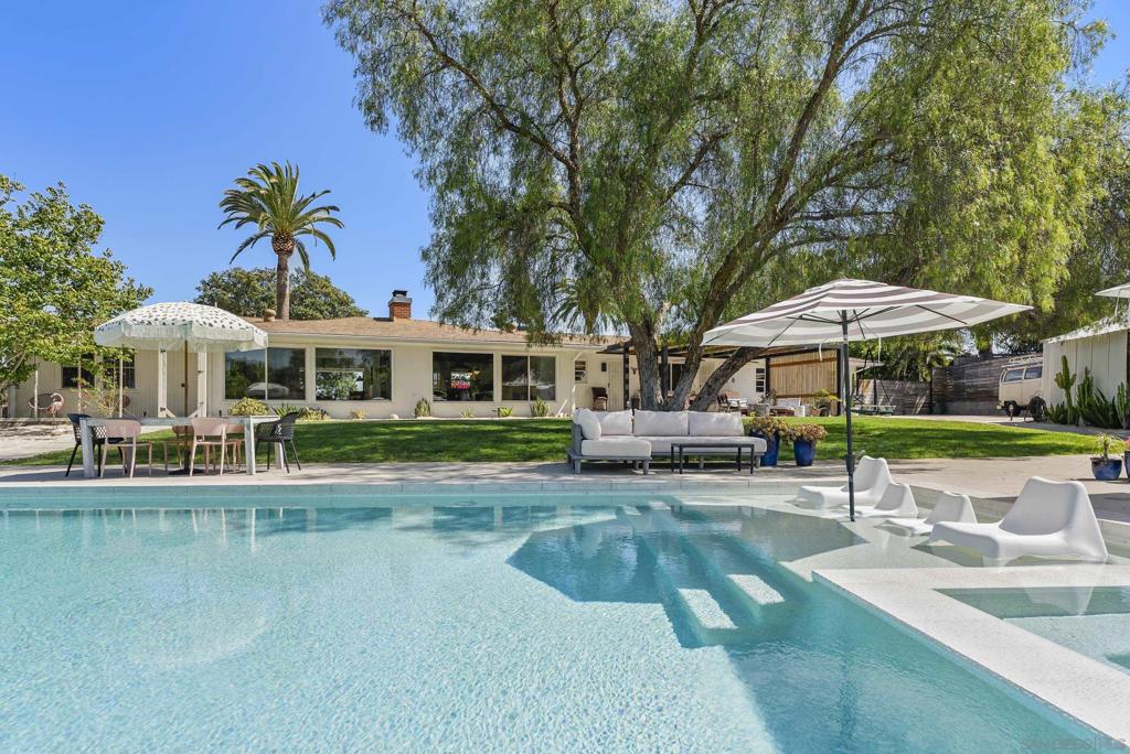 1326 Alta Vista Dr