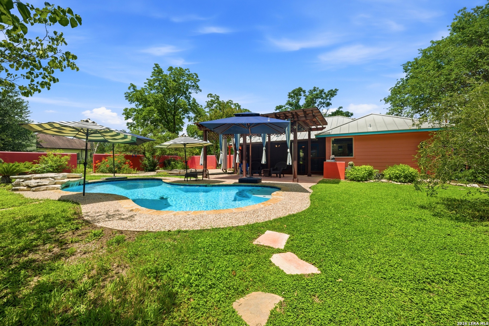 1438 Napier Ave, San Antonio, TX 78214 — photo 1