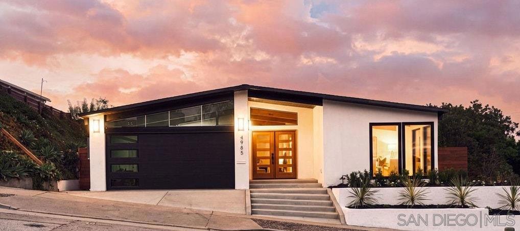 4985 Pacifica Dr, San Diego, CA 92109 — photo 1