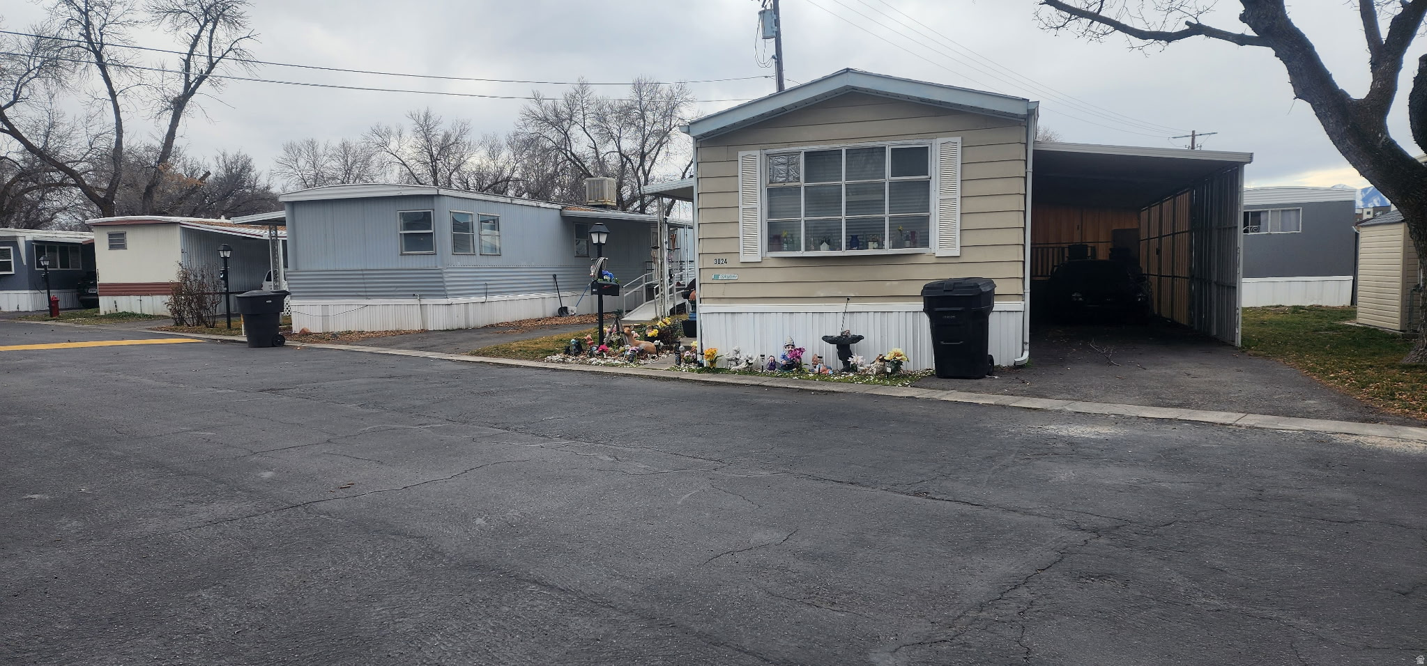 3024 S HERITAGE DR, West Valley City, UT 84119 — photo 1
