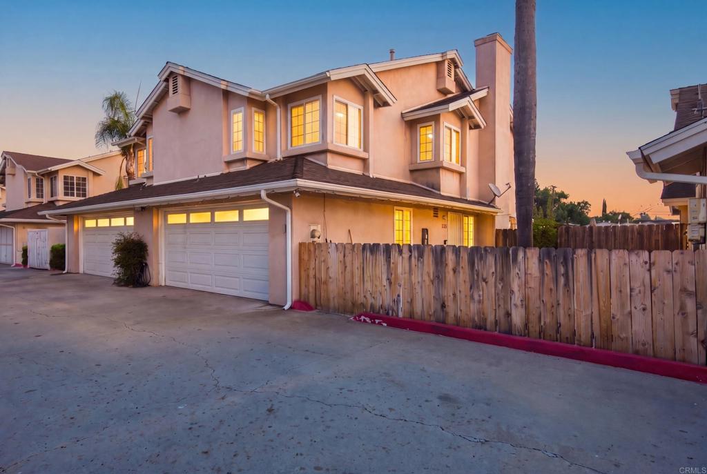 572 Hart Dr, El Cajon, CA 92021 — photo 1