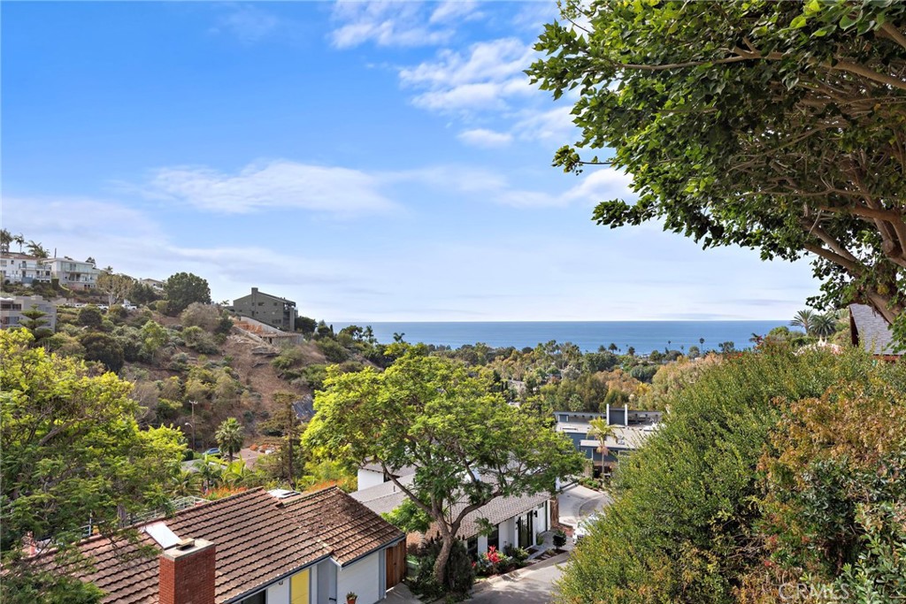 980 Meadowlark Lane, Laguna Beach, CA 92651 — photo 1