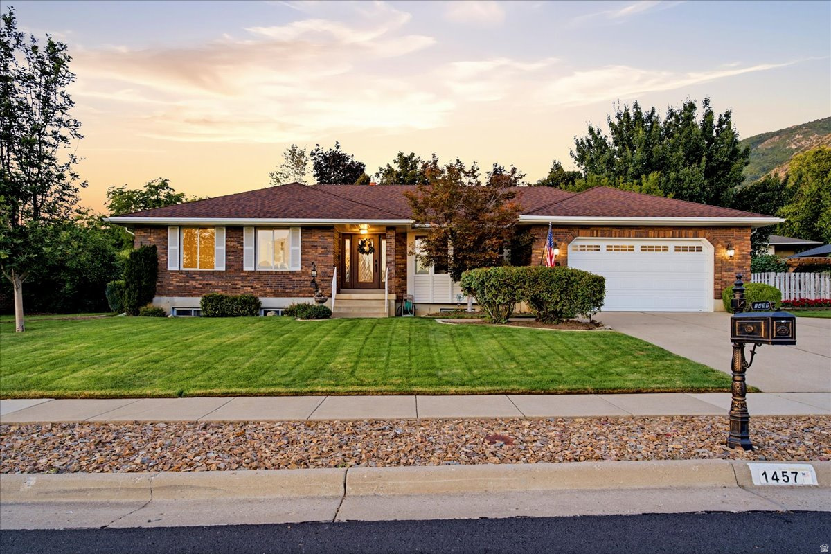 1457  HILDA DR