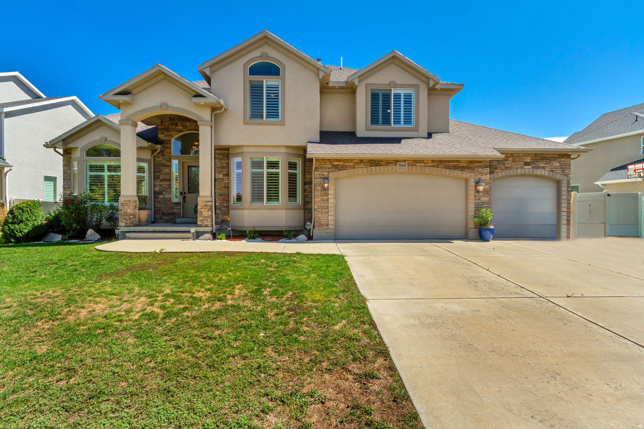 11643 S JORDAN FARMS RD, South Jordan, UT 84095 — photo 1