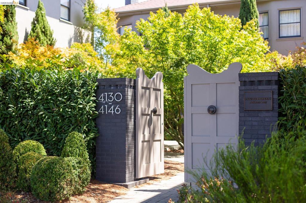 4132 Manila Ave, Oakland, CA 94609 — photo 1