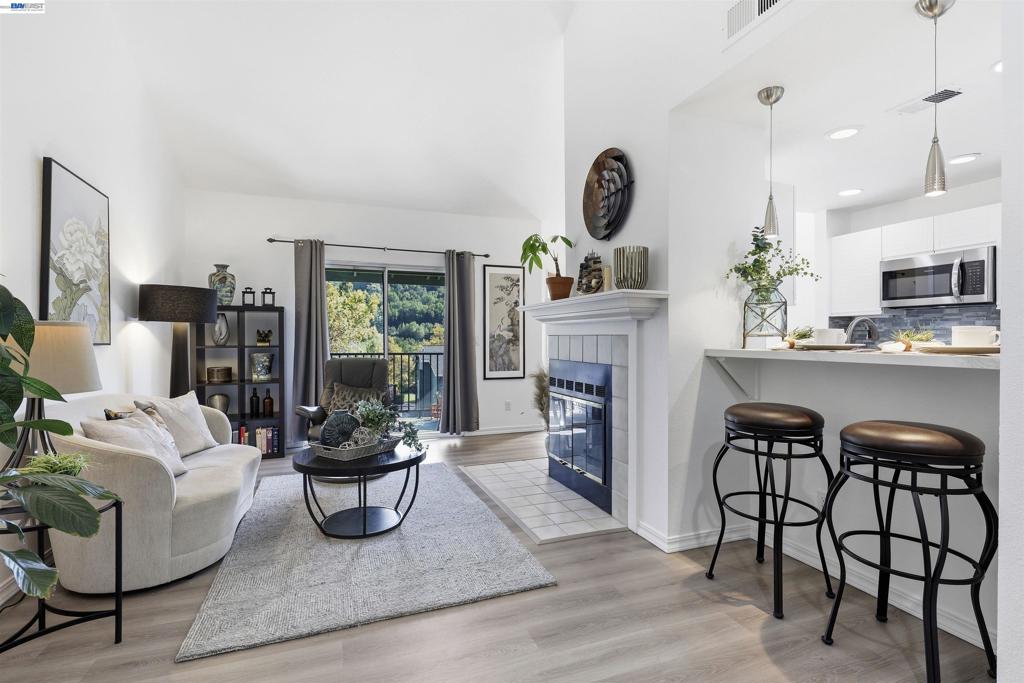 8040 Mountain View Dr D, Pleasanton, CA 94588 — photo 1