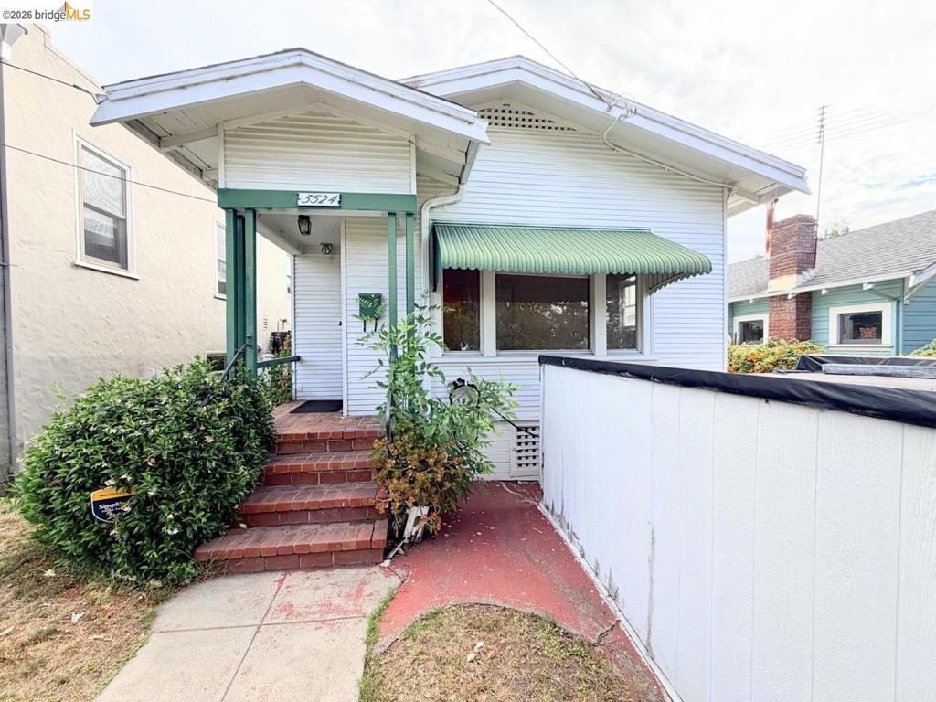 3524 Wisconsin St, Oakland, CA 94619 — photo 1