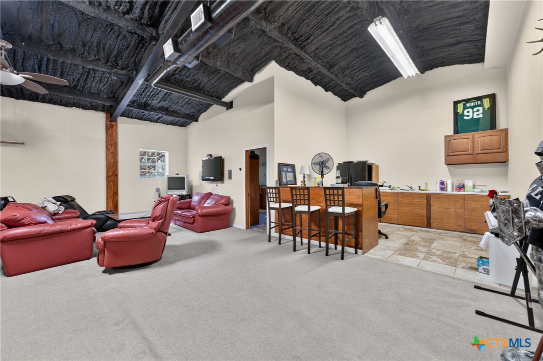 2274 County Road 203 Loop