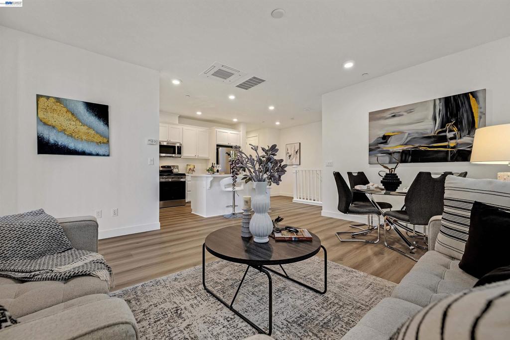 5885 Cadence Ave, Dublin, CA 94568 — photo 1