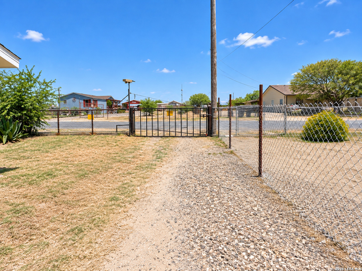 419 CANDELARIO MONTALVO, , 78852 — photo 1