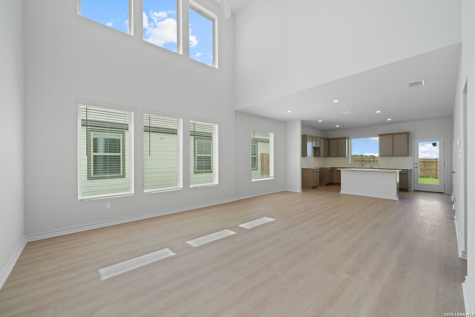 423 Salamander, San Marcos, TX 78666 — photo 1