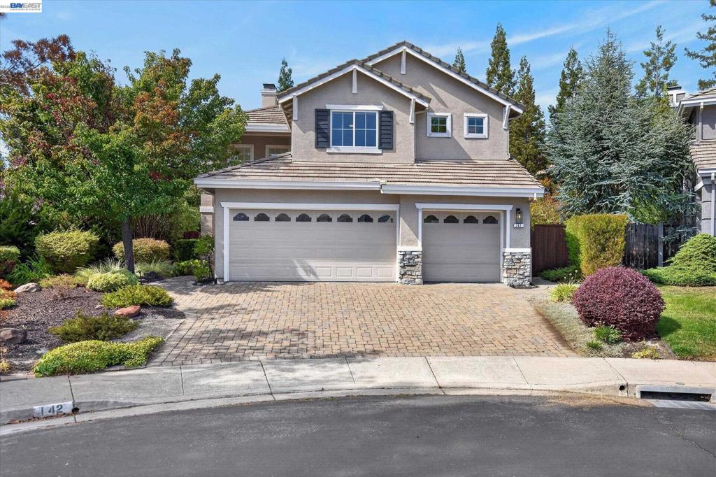 142 Blackstone Dr