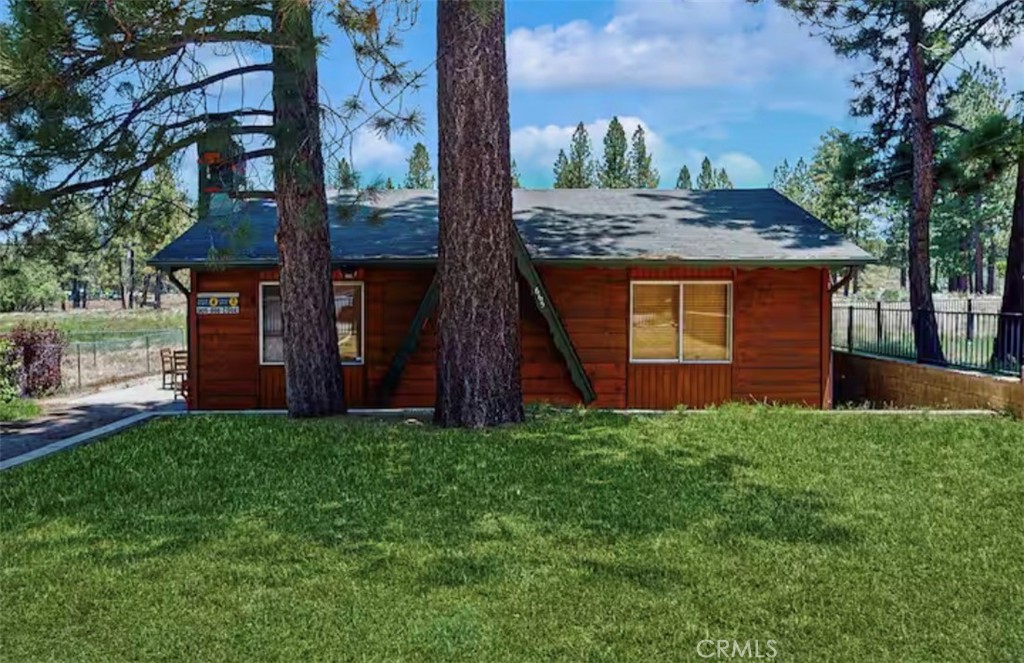 665 Metcalf, Big Bear Lake, CA 92315 — photo 1