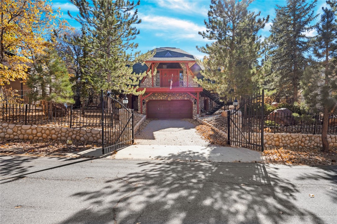 160 Yosemite Drive, Big Bear City, CA 92314 — photo 1