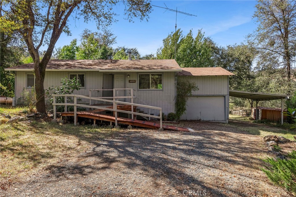10572 Mooney Flat