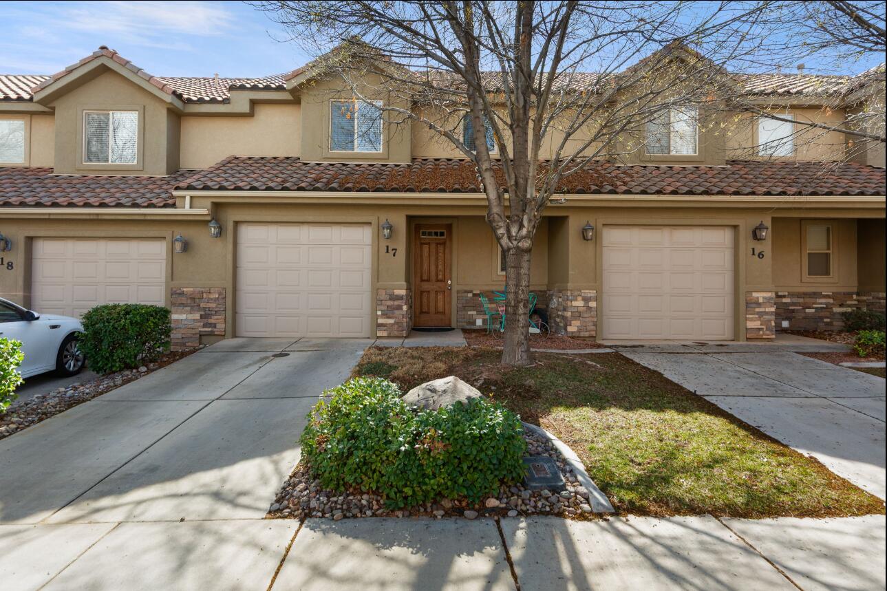 150 N 1100 E 17, Washington, UT 84780 — photo 1