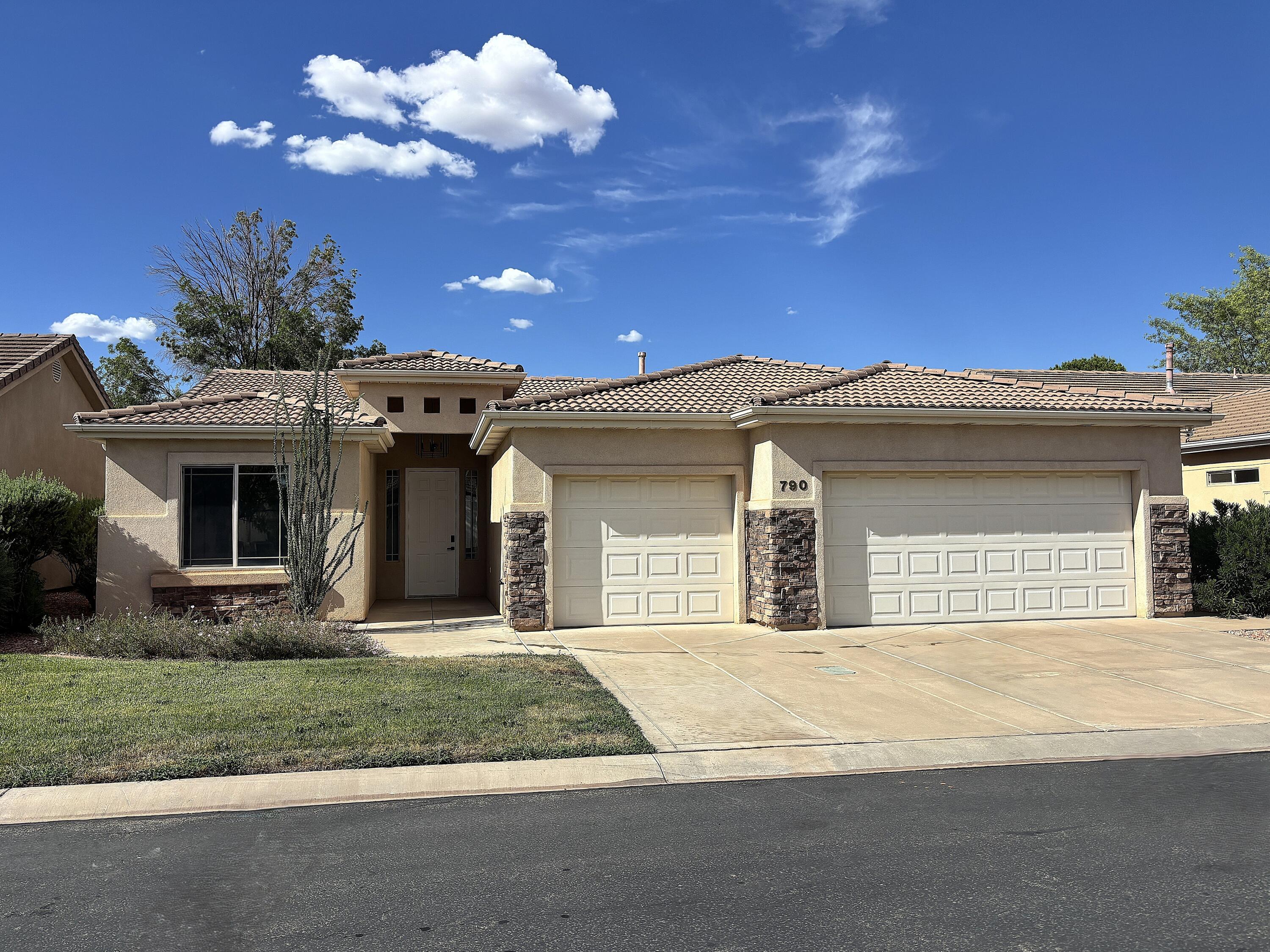 790 W Monte Verde CIR, Washington, UT 84780 — photo 1
