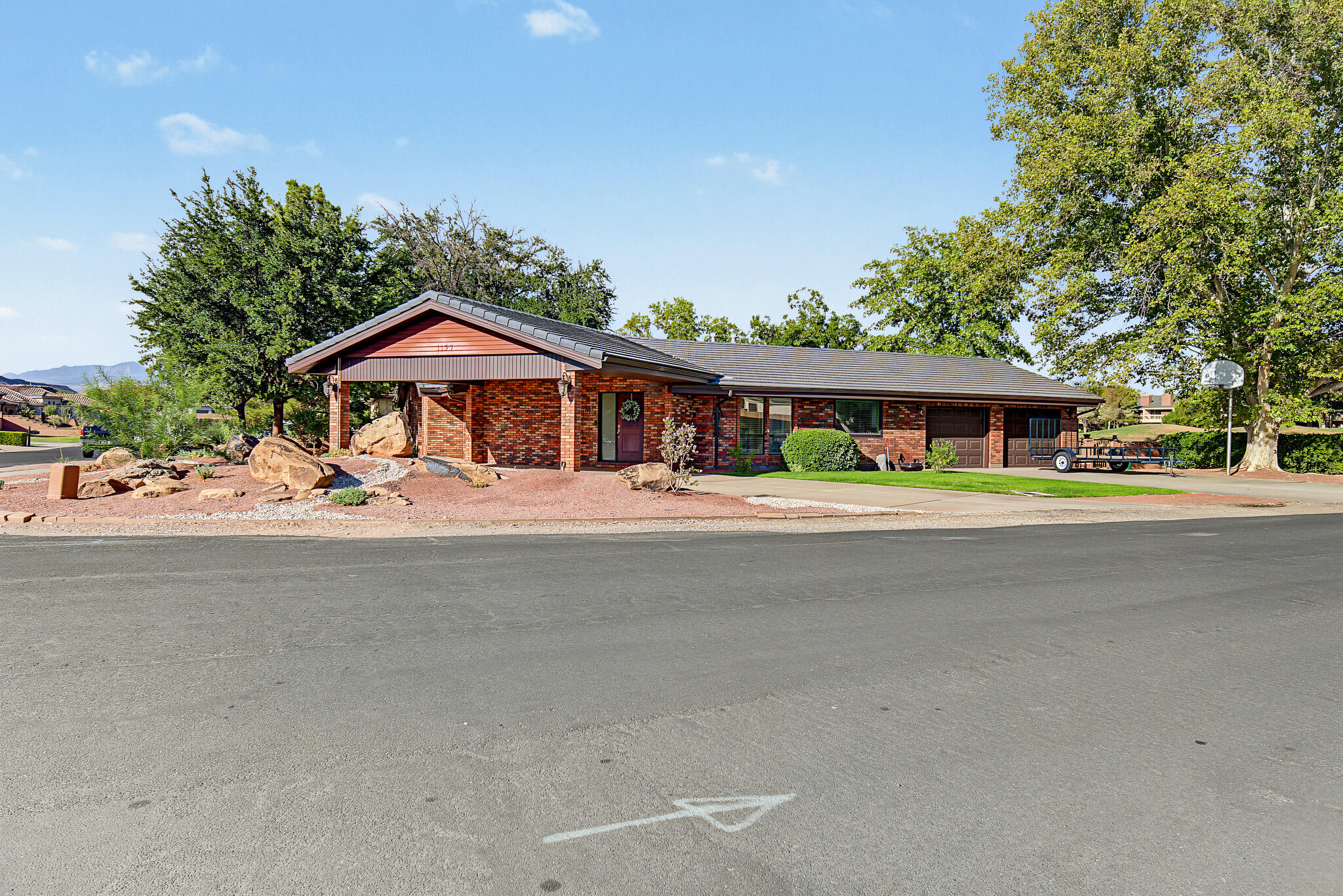 1137 W Goldenrod CIR, St George, UT 84790 — photo 1