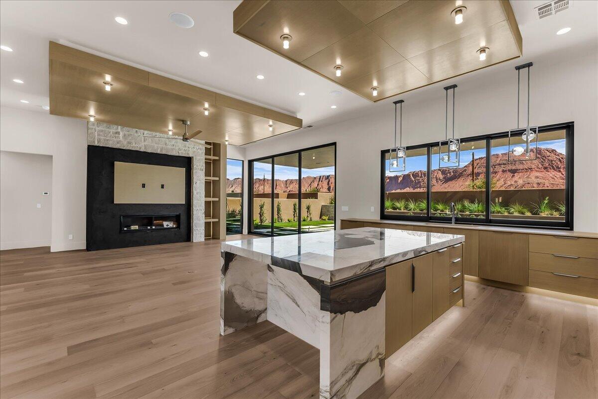 556 W WILD INDIGO Way, Ivins, UT 84738 — photo 1