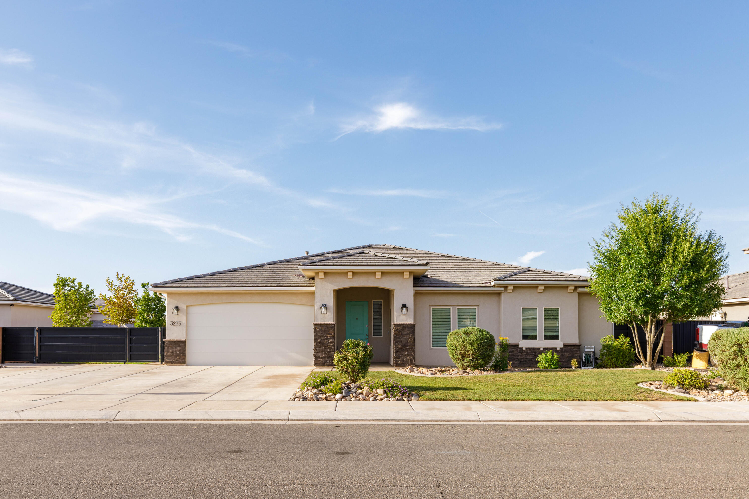 3275 E Sugar Maple DR, St George, UT 84790 — photo 1