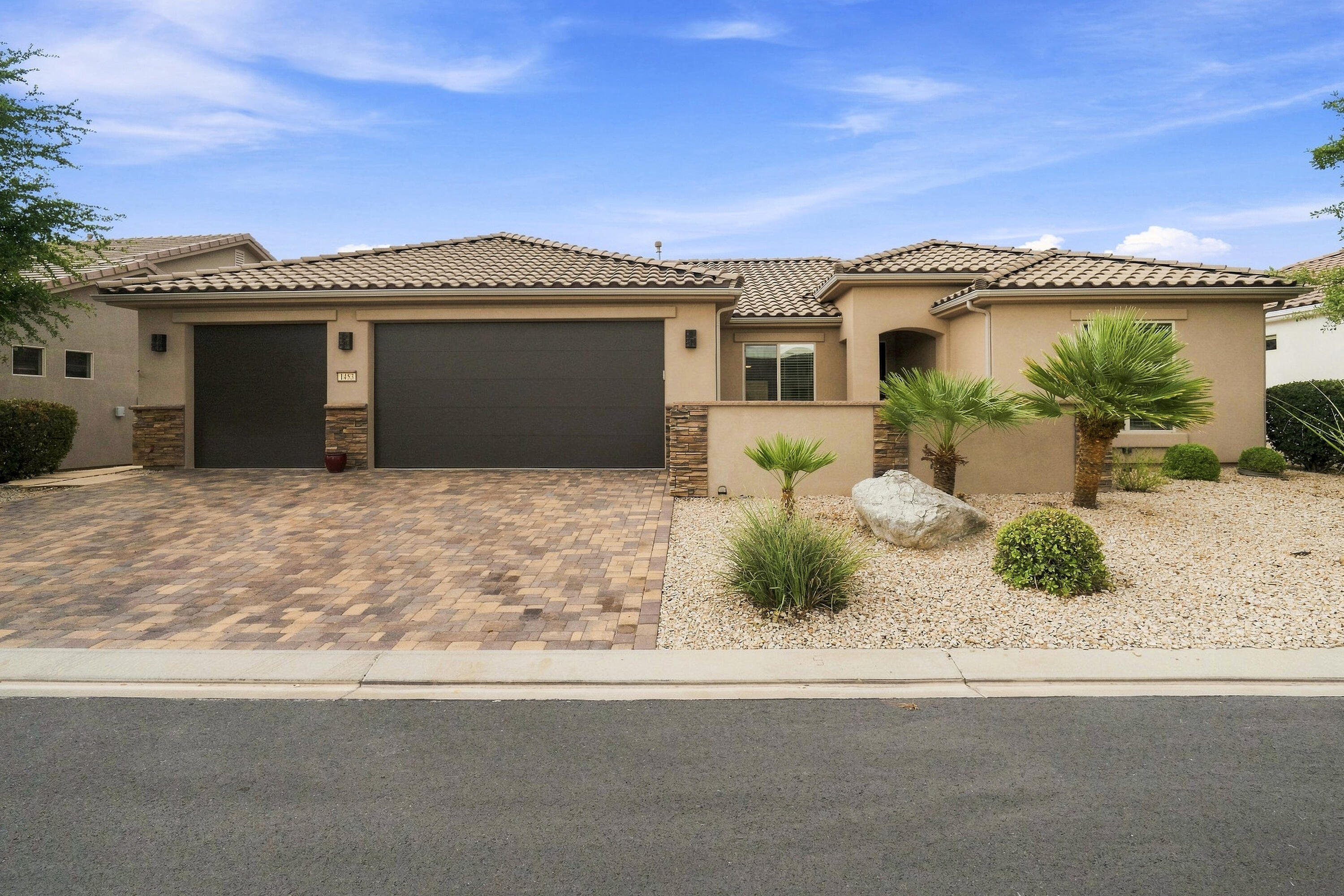 1453 Heatherglen DR, St George, UT 84790 — photo 1